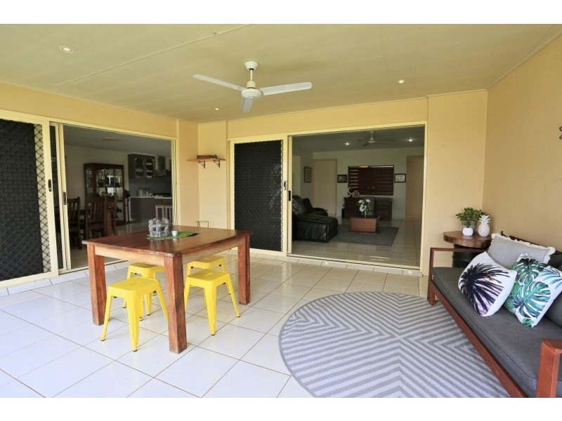 4 Mountney Street, Avoca QLD 4670