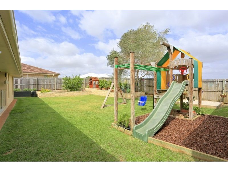 4 Mountney Street, Avoca QLD 4670