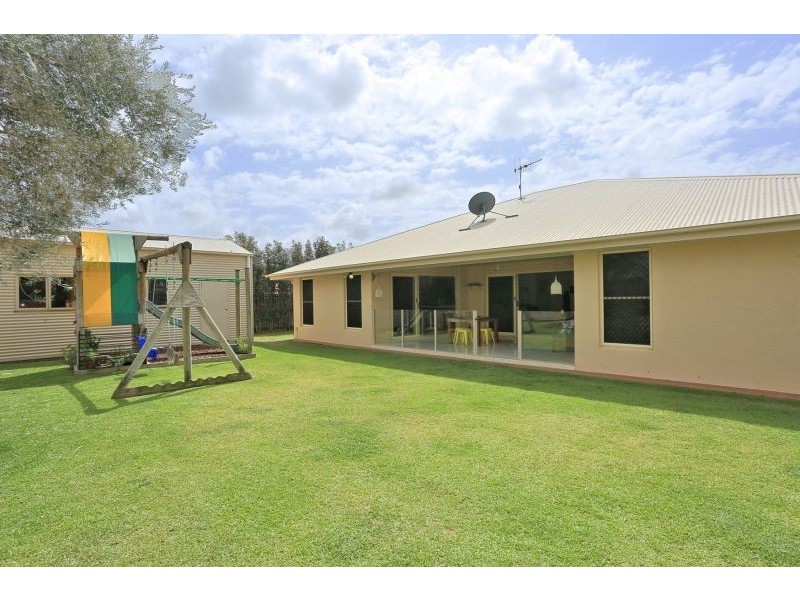 4 Mountney Street, Avoca QLD 4670