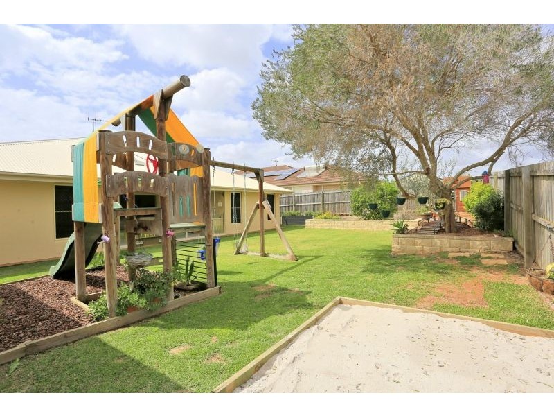 4 Mountney Street, Avoca QLD 4670