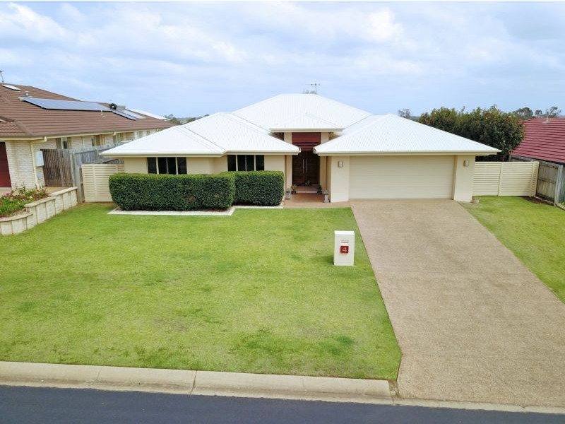 4 Mountney Street, Avoca QLD 4670