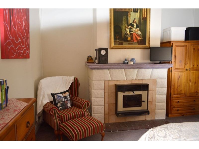 25 Albert Road, East Bunbury WA 6230