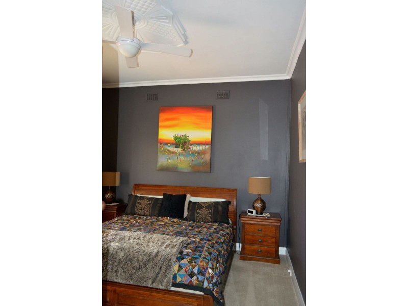 25 Albert Road, East Bunbury WA 6230