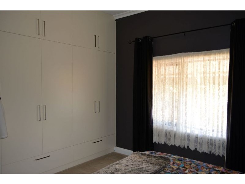 25 Albert Road, East Bunbury WA 6230