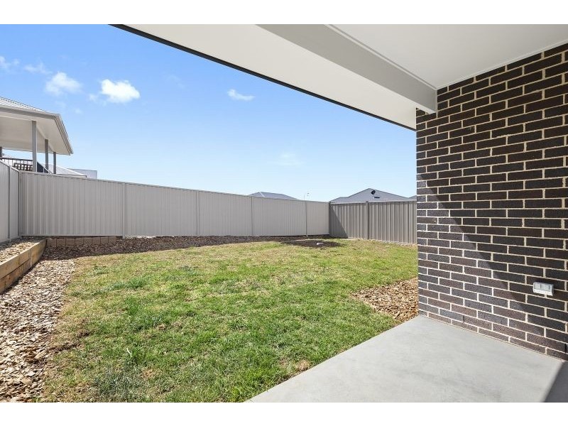 1/63 Kidd Circuit, Goulburn NSW 2580