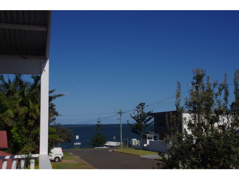 4a Adams Street, Scarborough QLD 4020