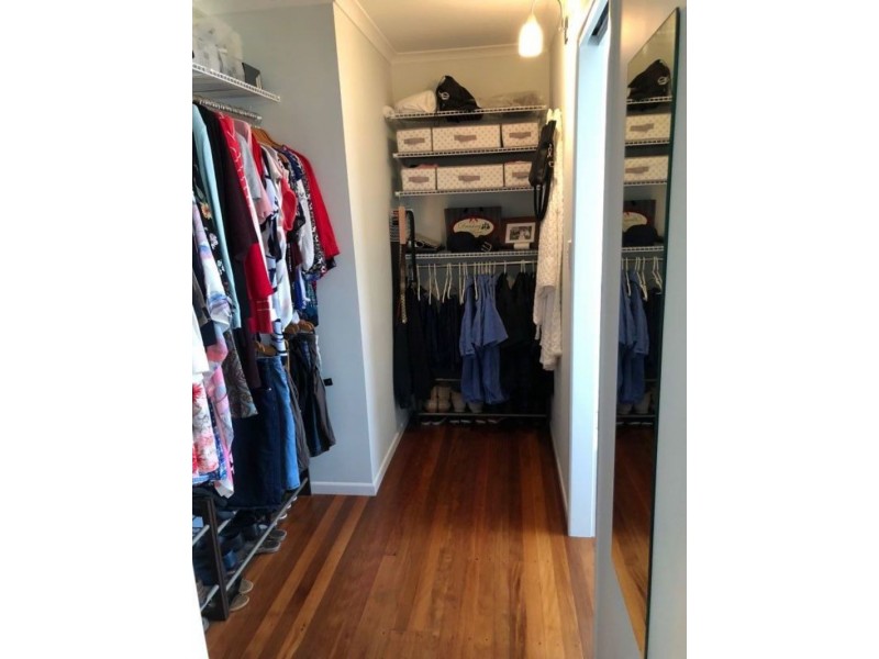 4a Adams Street, Scarborough QLD 4020