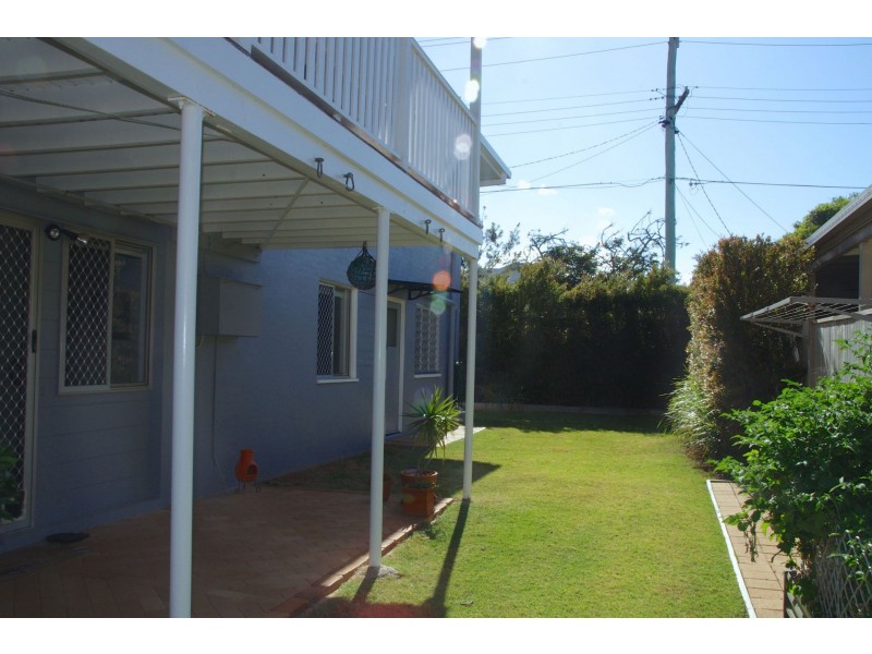 4a Adams Street, Scarborough QLD 4020