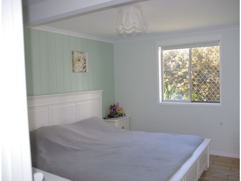 4a Adams Street, Scarborough QLD 4020
