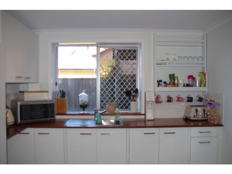 4a Adams Street, Scarborough QLD 4020