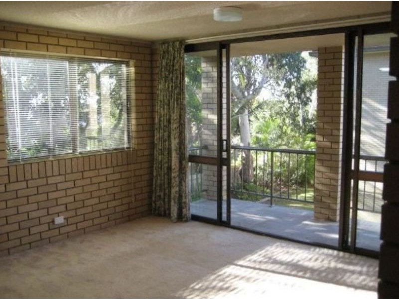 6/8 Coonowrin Street, Battery Hill QLD 4551