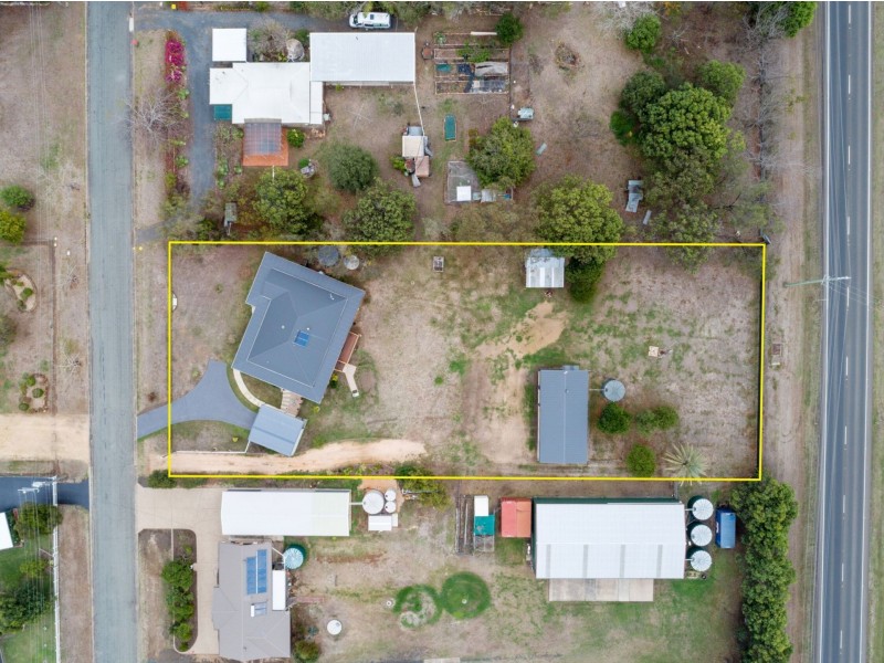 5 Elizabeth Street, Withcott QLD 4352