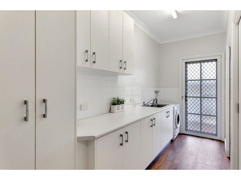 5 Elizabeth Street, Withcott QLD 4352