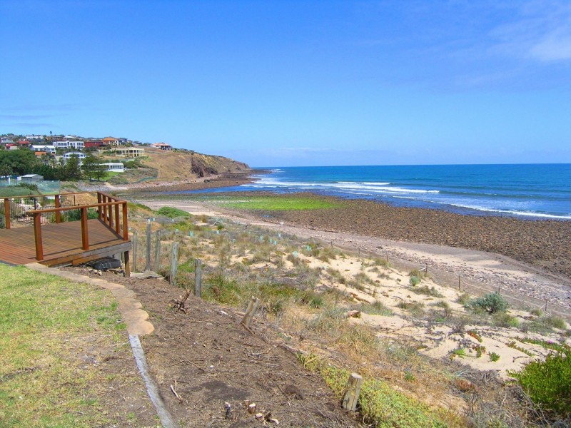 1a River Parade, Hallett Cove SA 5158