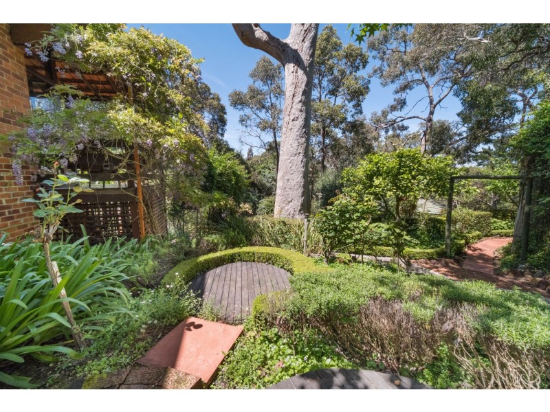 58 Stone Crescent, Darlington WA 6070