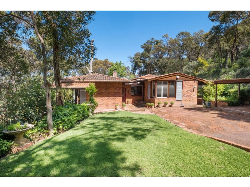 58 Stone Crescent, Darlington WA 6070