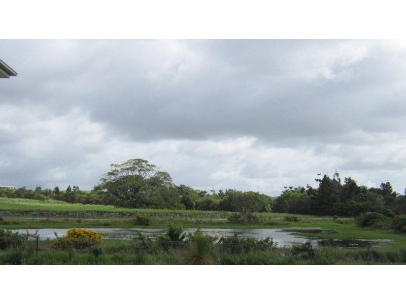 2/11 Woolgoolga court, Pottsville NSW 2489