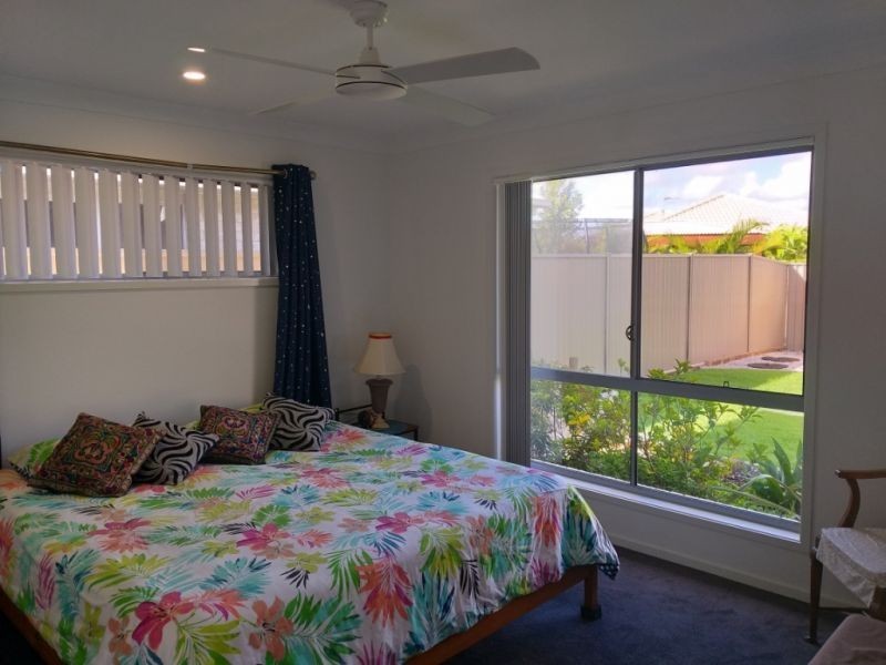 2/11 Woolgoolga court, Pottsville NSW 2489