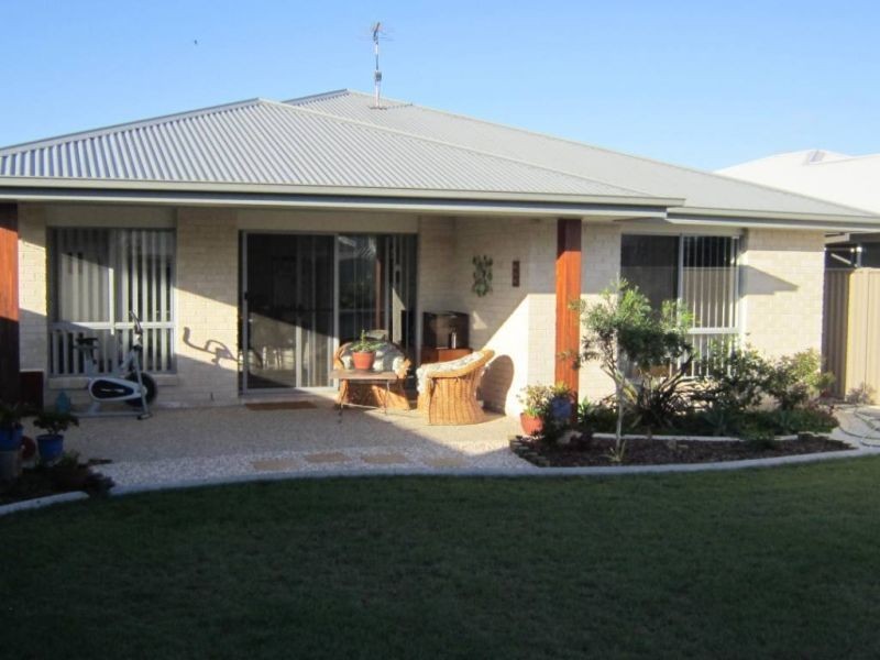 2/11 Woolgoolga Court, Pottsville NSW 2489