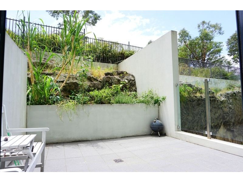 211/2 Brodie Spark Dr, Wolli Creek NSW 2205