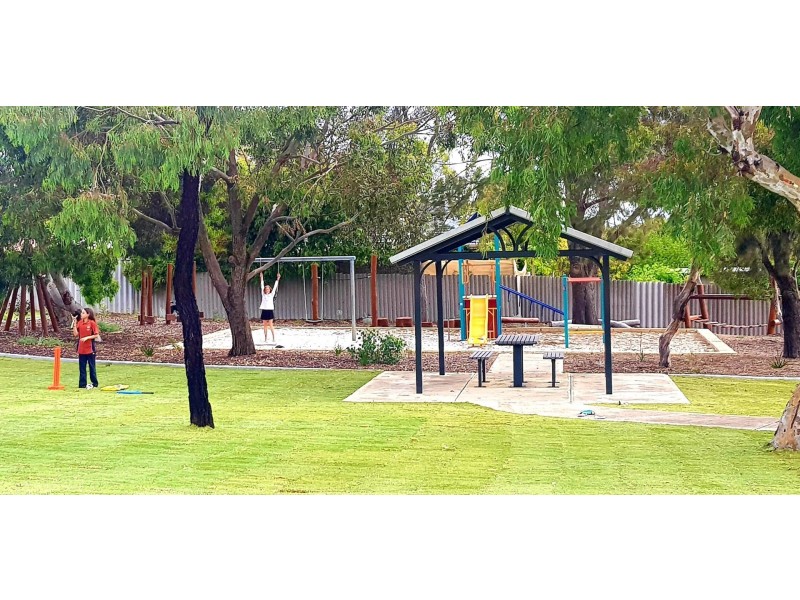34 Hanlon Street, Hamilton Hill WA 6163