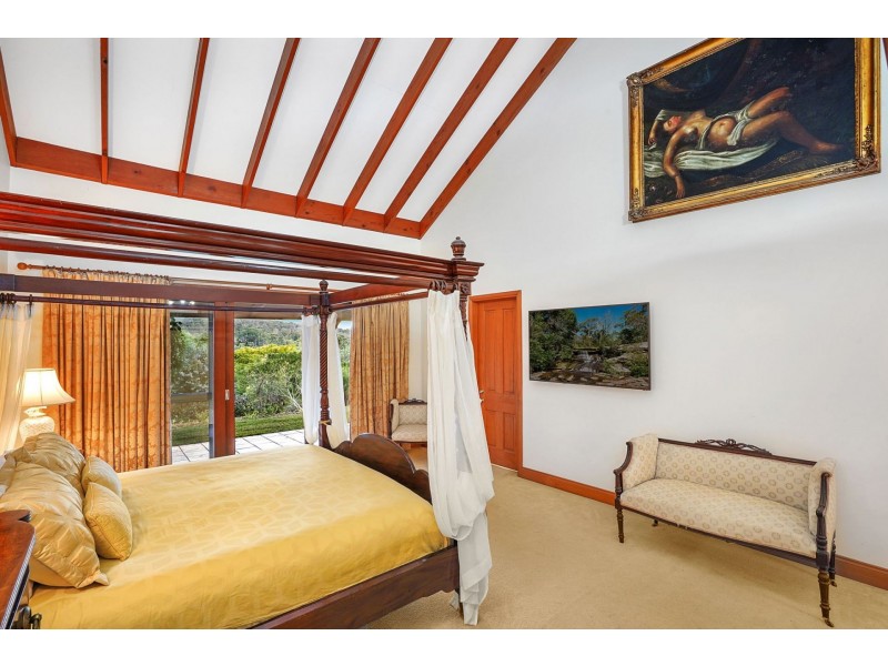 348 Gold Creek Road, Brookfield QLD 4069