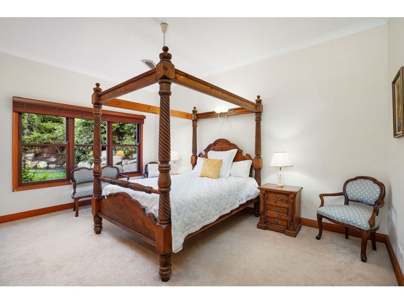 348 Gold Creek Road, Brookfield QLD 4069