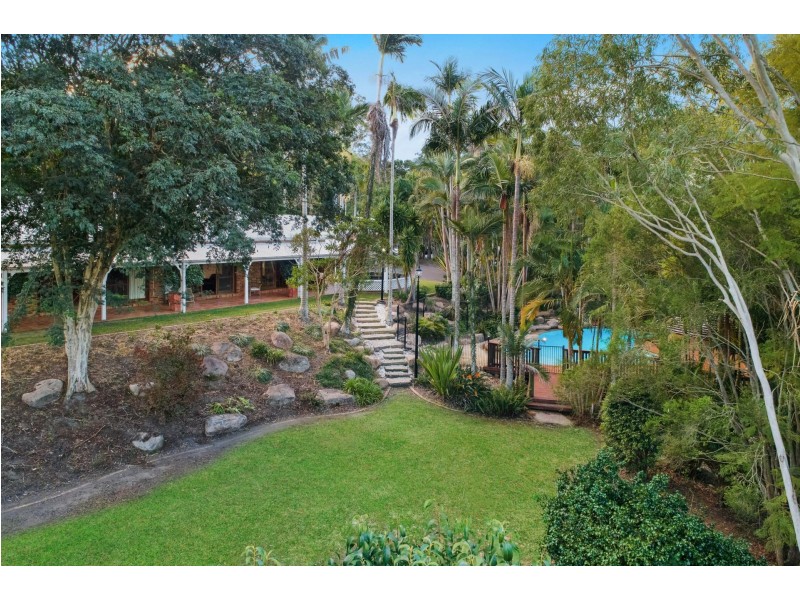 348 Gold Creek Road, Brookfield QLD 4069