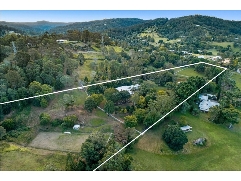 348 Gold Creek Road, Brookfield QLD 4069