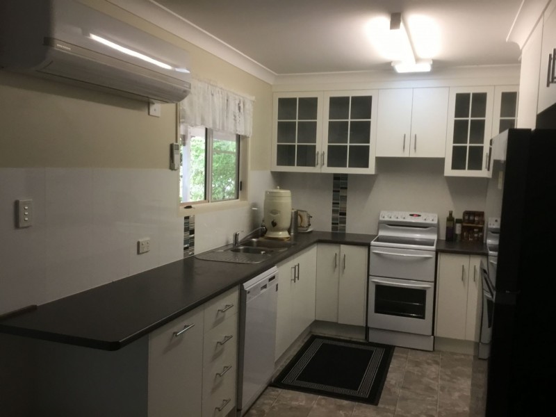 115 Cemetery Road, Chinchilla QLD 4413