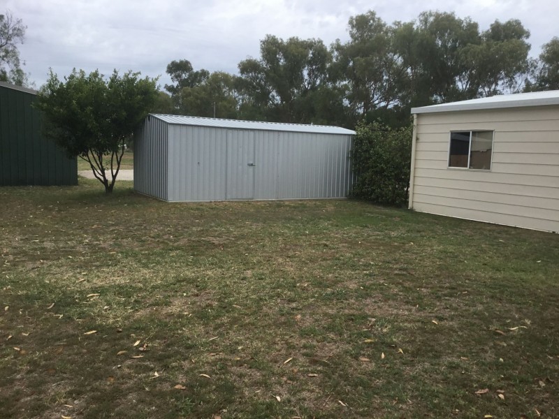 115 Cemetery Road, Chinchilla QLD 4413
