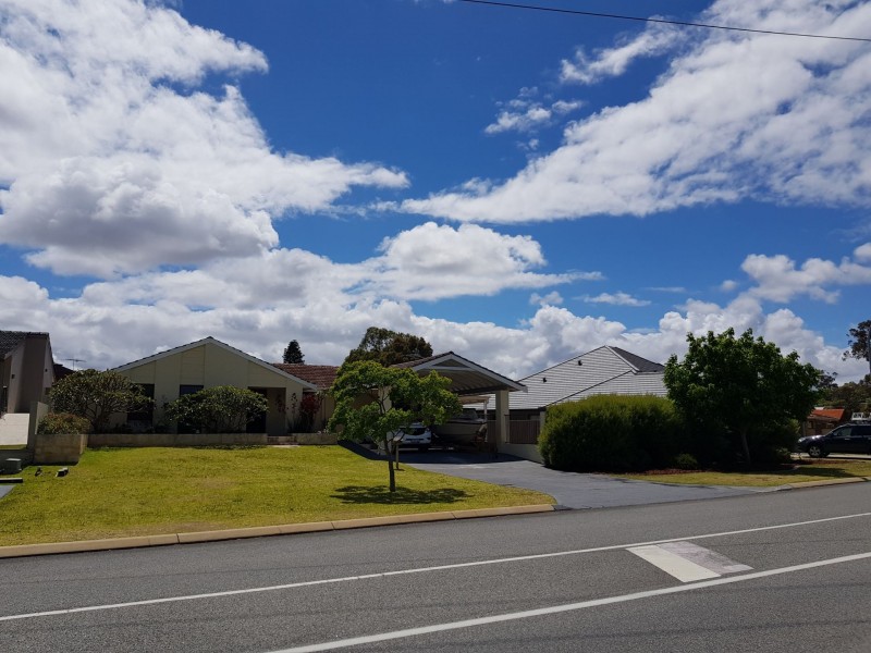 65 Osmaston Rd, Carine WA 6020