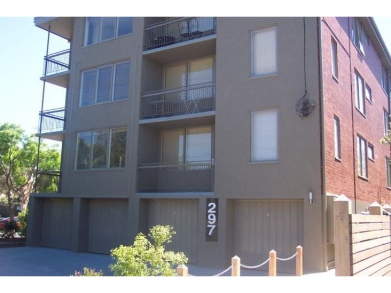 3/297 Dandenong Road, Prahran VIC 3181