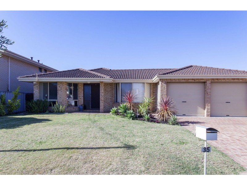 35 Hargrave Street, Stirling WA 6021