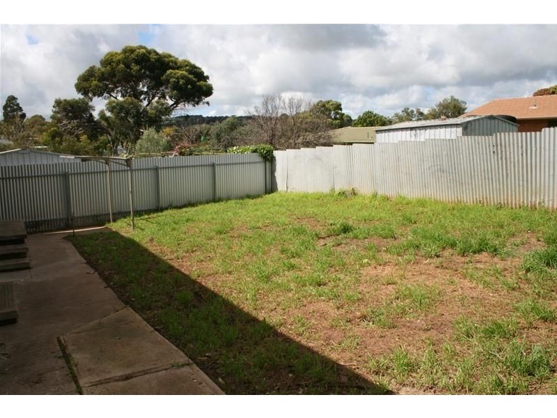 17 Colonsay Court, Huntfield Heights SA 5163