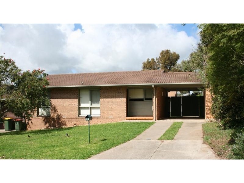 17 Colonsay Court, Huntfield Heights SA 5163