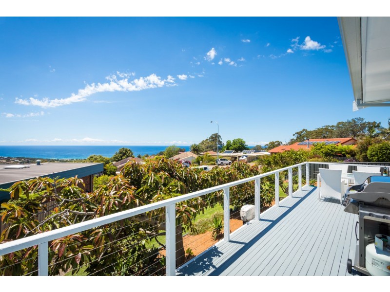5 Melia Court, Tura Beach NSW 2548