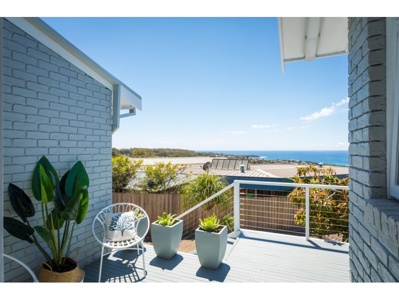 5 Melia Court, Tura Beach NSW 2548