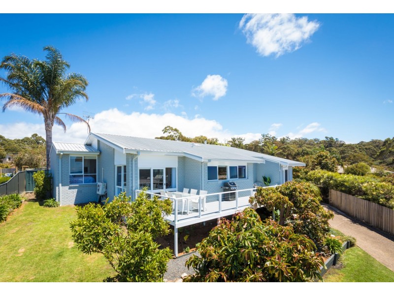 5 Melia Court, Tura Beach NSW 2548