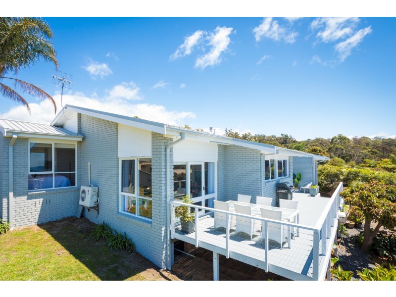 5 Melia Court, Tura Beach NSW 2548