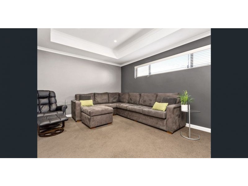 120 Honeywood Avenue, Wandi WA 6167