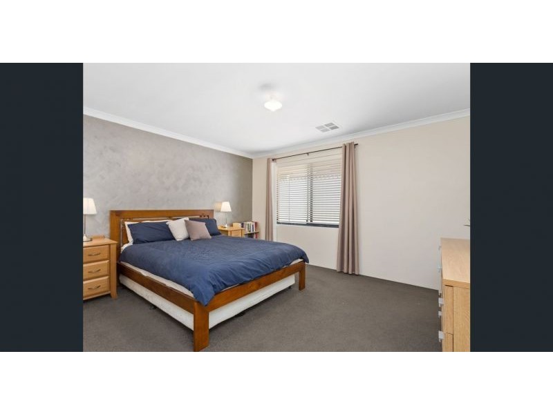 120 Honeywood Avenue, Wandi WA 6167