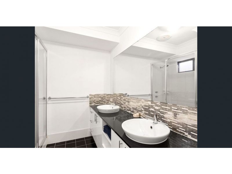 120 Honeywood Avenue, Wandi WA 6167