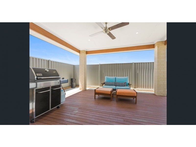 120 Honeywood Avenue, Wandi WA 6167