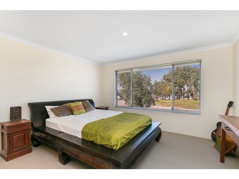 19 Waterbank Avenue, Beeliar WA 6164