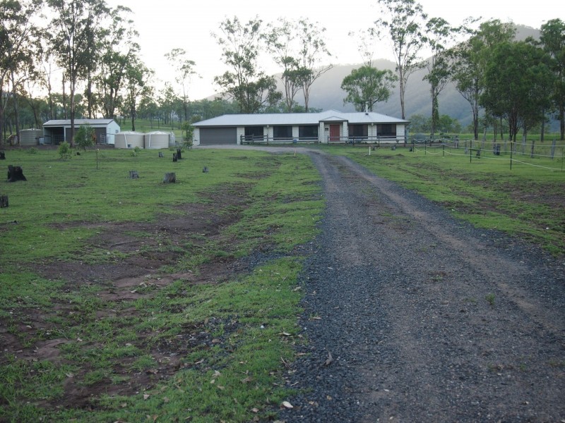 6 Dippel Road, Thornton QLD 4341