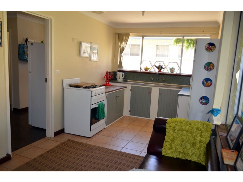 19 Prosser Way, Singleton WA 6175