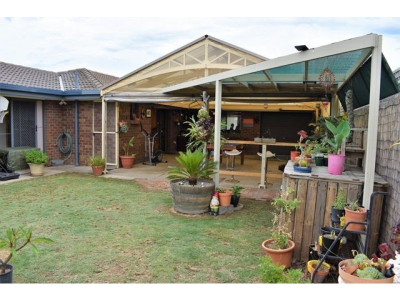 29 Cowrie Drive, Seaford Rise SA 5169