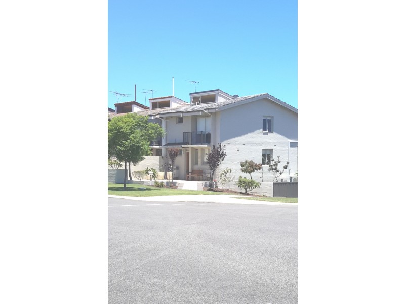 57 Mary St, Como WA 6152