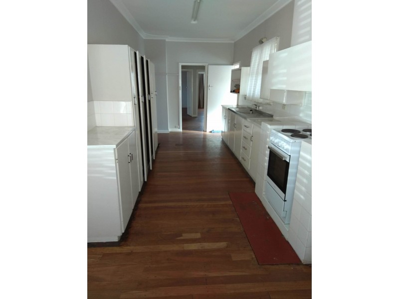 34 Picton Road, East Bunbury WA 6230
